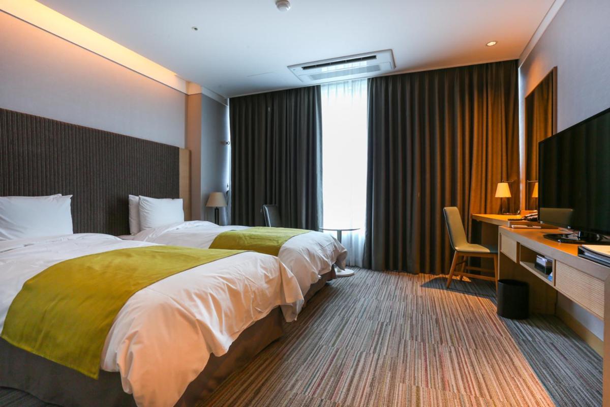 Take Hotel & Resort Inje Speedium エクステリア 写真