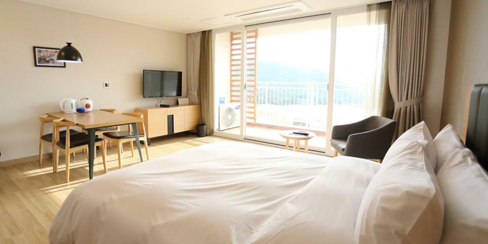 Take Hotel & Resort Inje Speedium エクステリア 写真